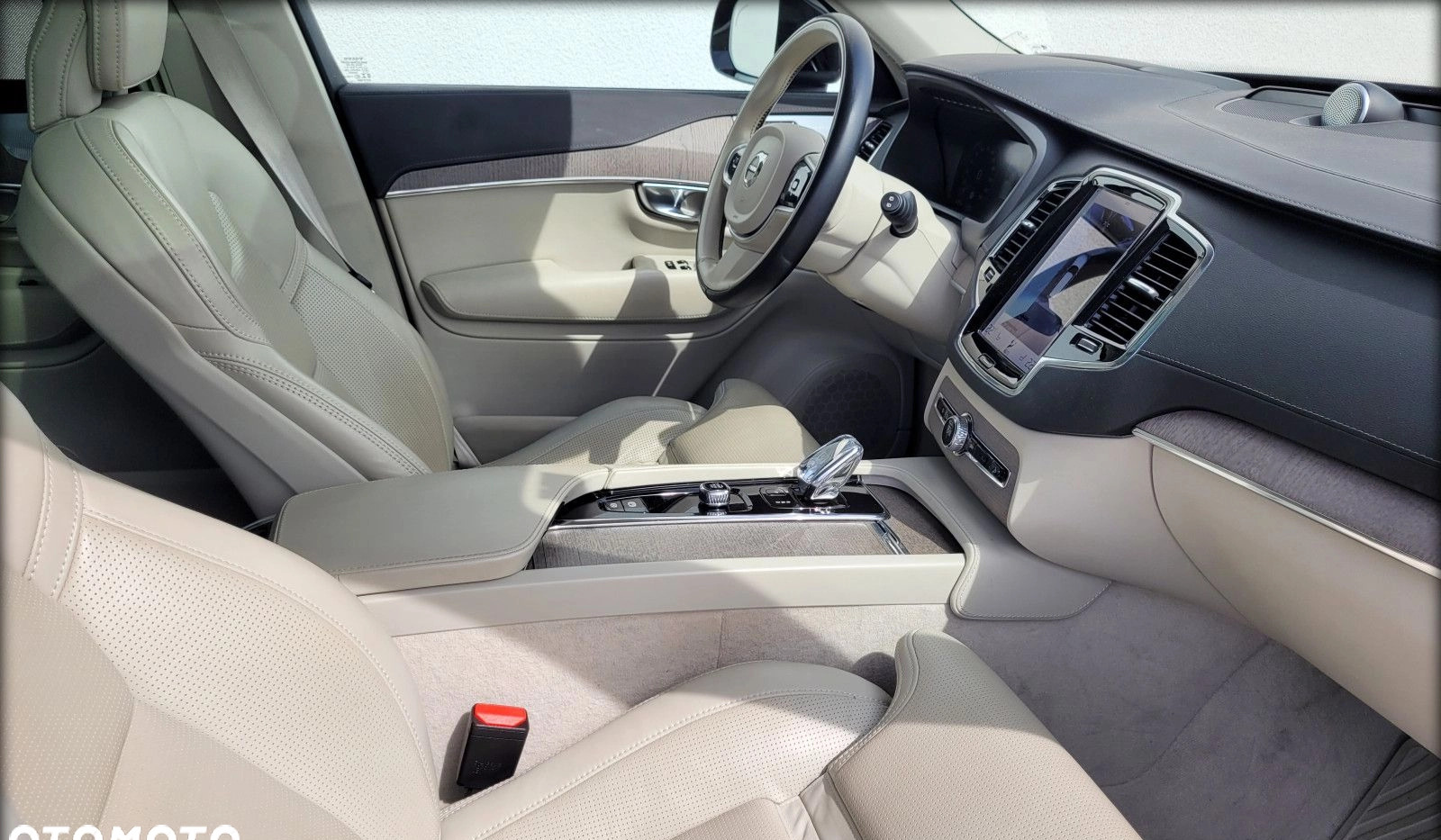 Volvo XC 90 cena 269999 przebieg: 114650, rok produkcji 2022 z Chorzów małe 352